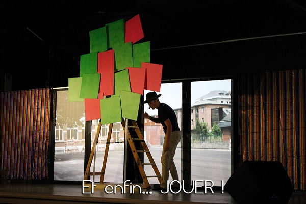 Un tableau du spectacle Hors de l'écran